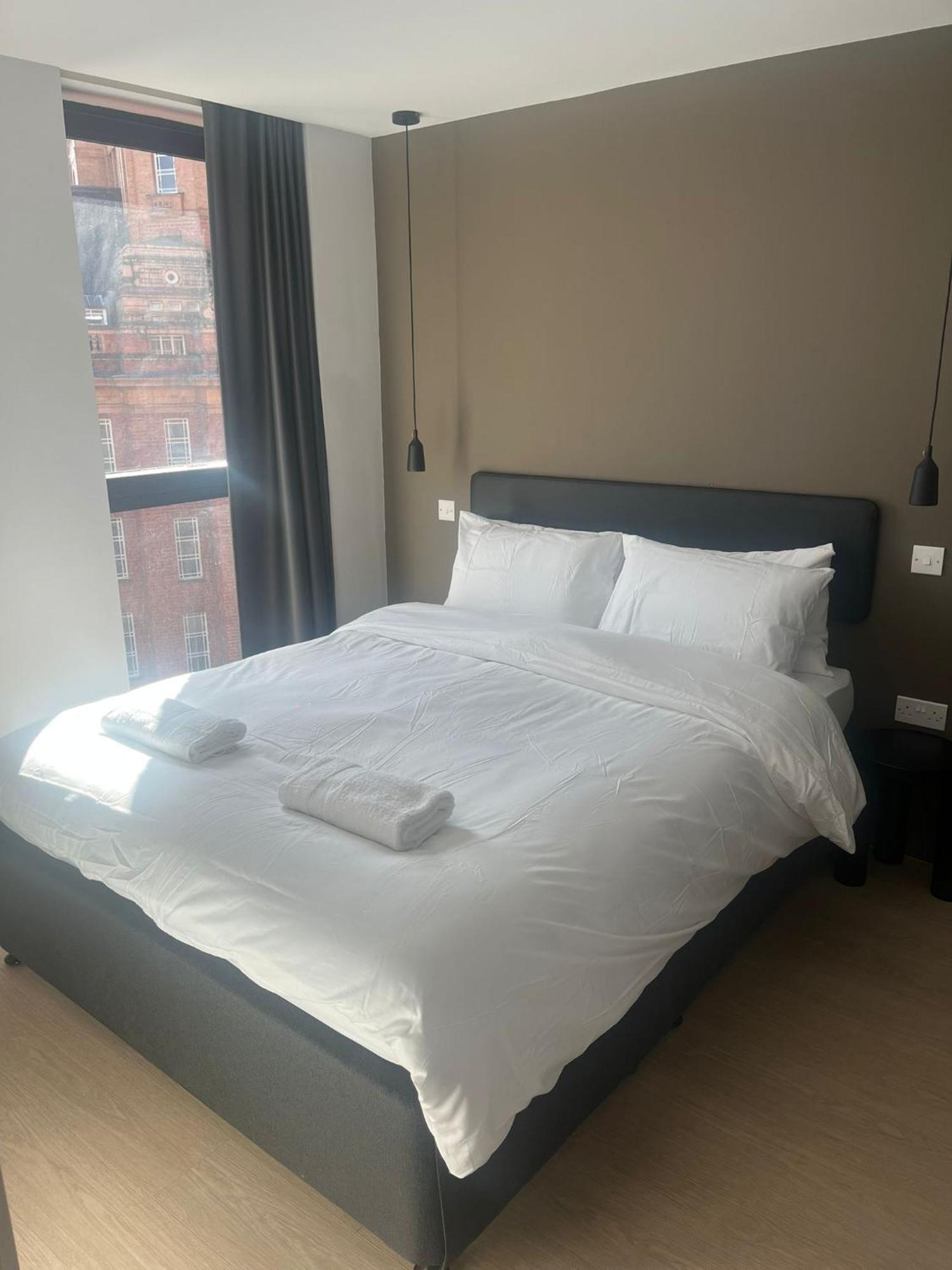 Luxury 2 Bedroom Apartment Manchester Exterior photo